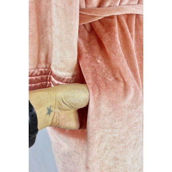 Vintage 1960's Pink Velvet Quilted Satin Robe Dressing Gown - Picture 5 of 13